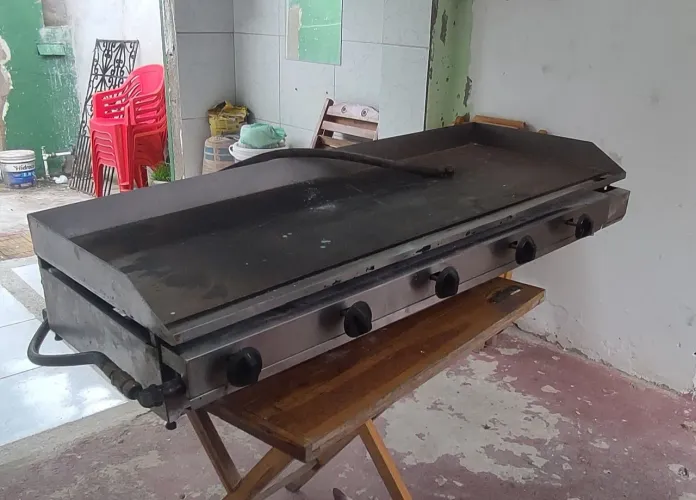Chapa bifeteira industrial cinco bocas completa com mangueira em aço e registro