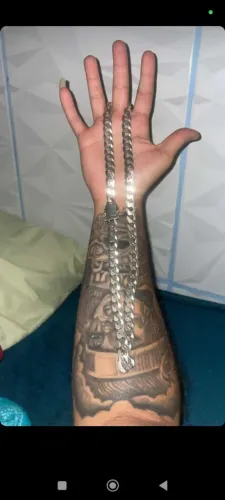 Vendo corrente de prata