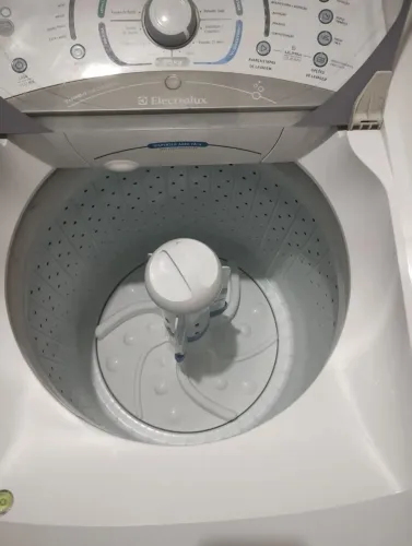 Máquina de lavar Eletrolux 15 kg