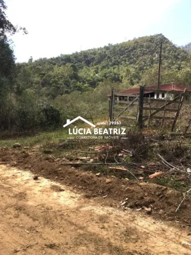Um Cantinho Mágico na Serra da Mantiqueira! Chácara com 10.000m², Marmelopolis-MG
