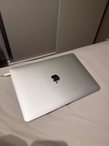 Macbook Air 2019 - 512GB - 16GB ram - pouco usado