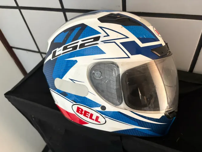 Capacete 62