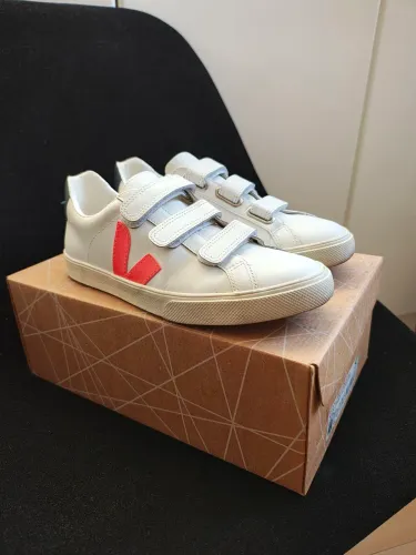 Tênis Vert couro branco 35