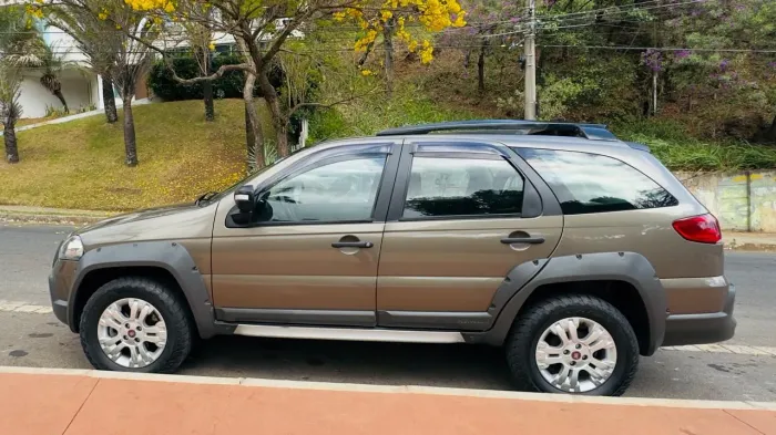 Fiat Palio Week. Adv/adv Tryon 1.8 MPI Flex 2012