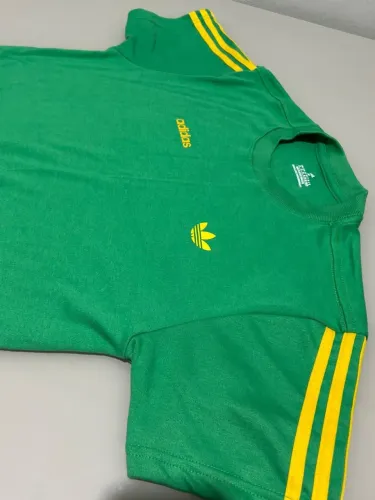 Camisa retrô Adidas