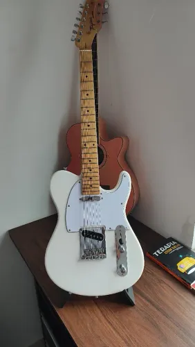 Guitarra Tagima + tank g