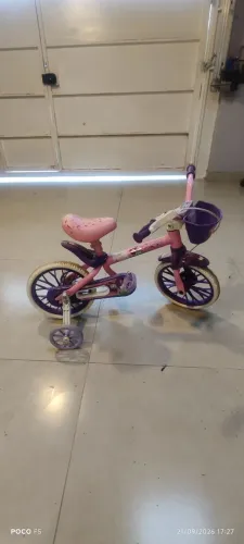 Bicicleta infantil seminova