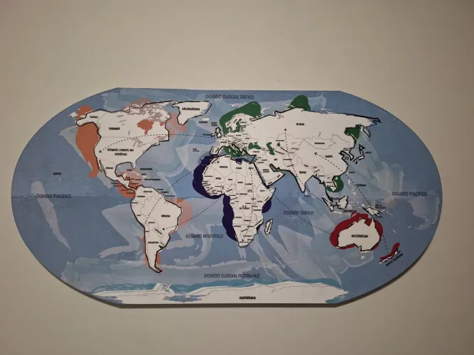 Painel mapa mundi magnético 