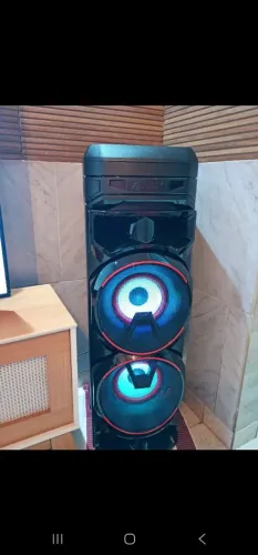 Som xboom 2400w