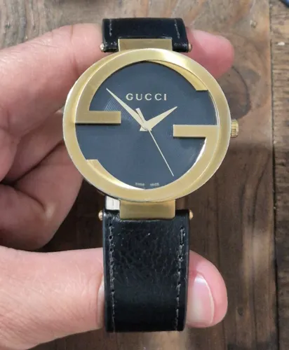 Relógio Gucci 133.2 Interlocking G Original Swiss 41mm anos 2000