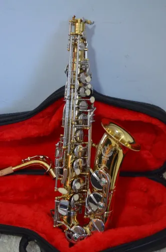 Saxofone Alto Eagle SA500 ((( Parcelado em 06 Sem juros )))