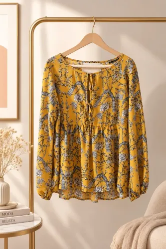 Bata na cor mostarda com estampas florais da Shoulder