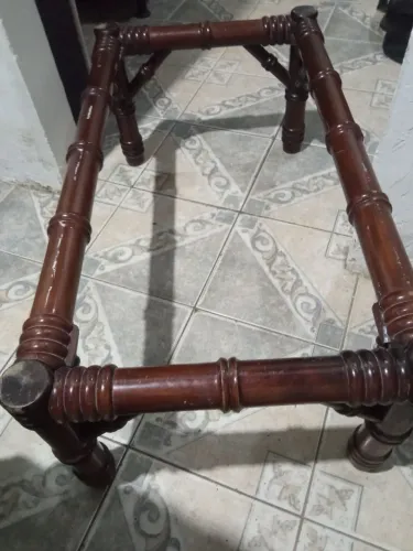 Mesa de centro de madeira 