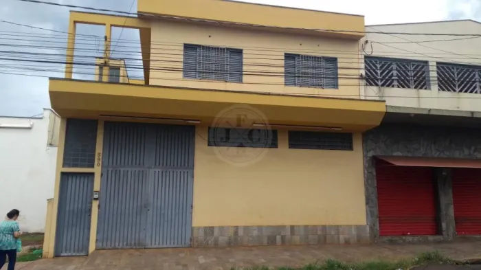 Galpão Comercial - 2 Apartamentos Sobreloja - Venda - General Câmara