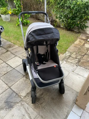 Carrinho de bebê 2 em 1