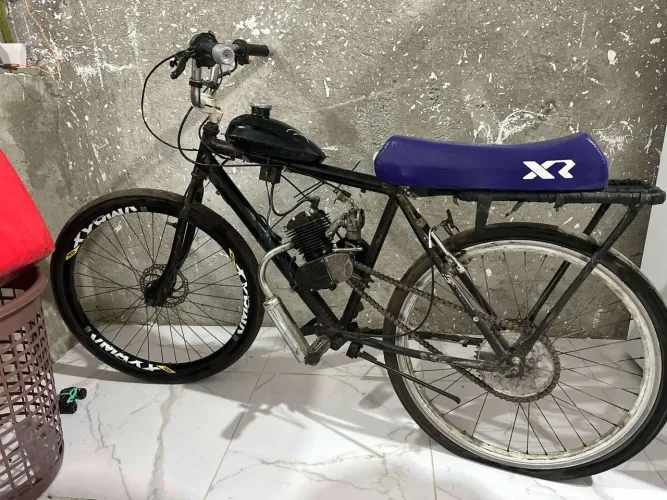 Vendo motorizada 80cc Nova usei poucas vezes também troco em Nintendo switch oled