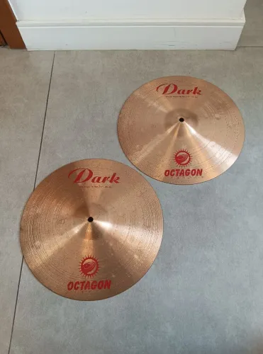 ## VENDIDOS ## Pratos chimbal de bateria Octagon Dark Power Hats 14