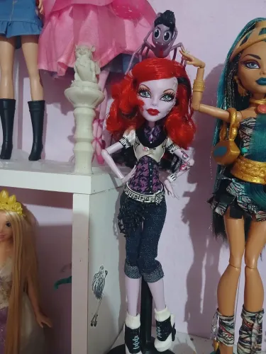Boneca monster high