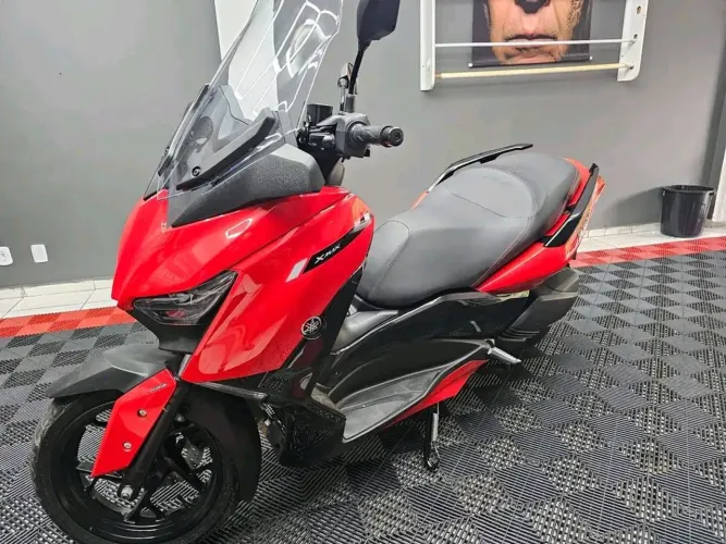 XMAX 2024 COM APENAS 7.800 KM