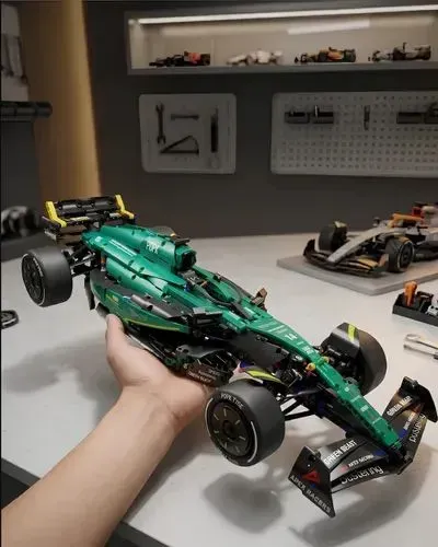 Bloco de montar F1 - Aston Martin - 1912 Peças