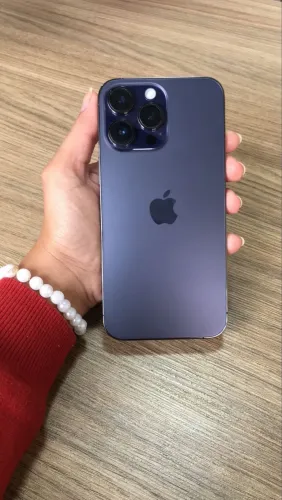 iPhone 14 Pro Max, roxo