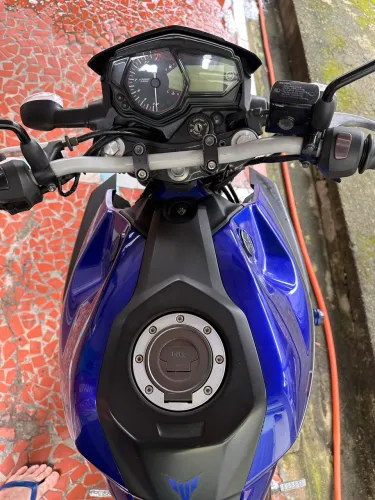 Vendo moto mt03 em perfeito estado