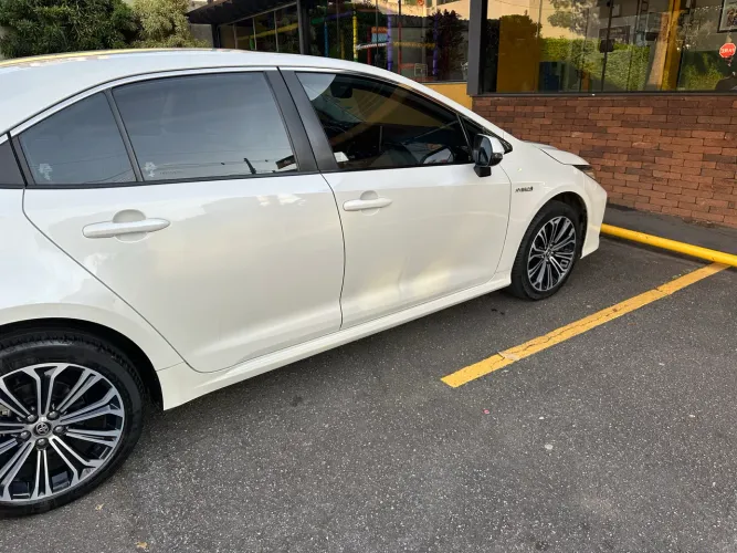 Toyota Corolla Altis Prem. Hybrid 1.8 Flex AUT 2021
