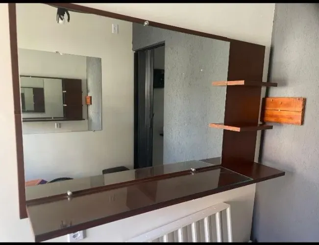 Vende-se espelhos