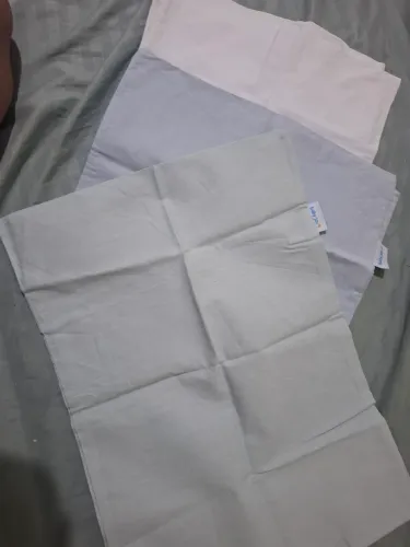 Kit fronhas para travesseiro de bebê.