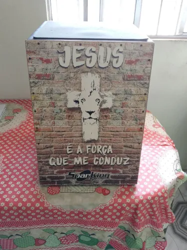 Vendo esse lindo strumento novo