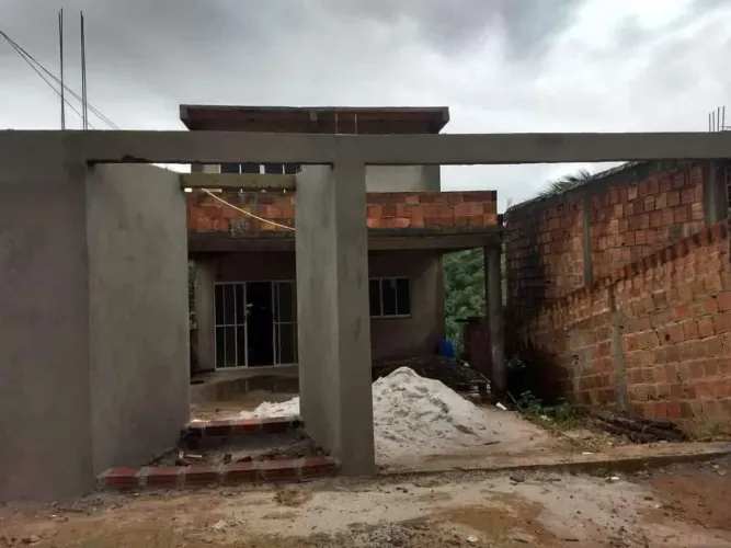 Sobrado em Cajazeiras 11, Salvador
