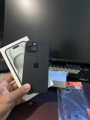 iPhone 15 128GB