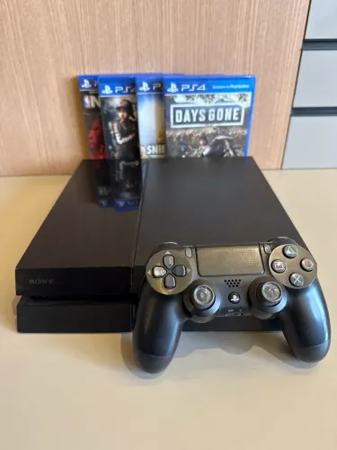 PS4 FAT DE 500GB ZERO DOU JOGOS BRINDES