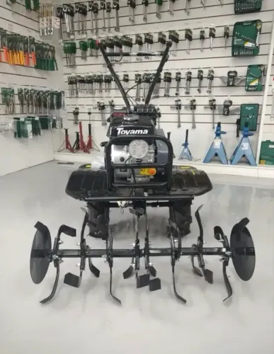 Motocultivador a Gasolina 7HP Toyama C/ Acessórios - Novo/Loja