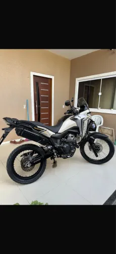 Honda Sahara 300 adv 2025