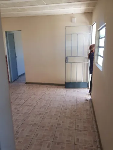 Vendo: Dois barracões em lote de 400mts plano no bairro aparecida