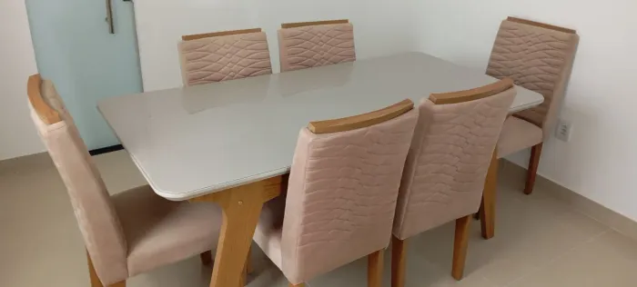 Mesa de jantar 6 lugares veludo 