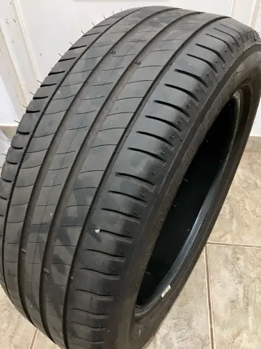 Pneu Michelin aro 17