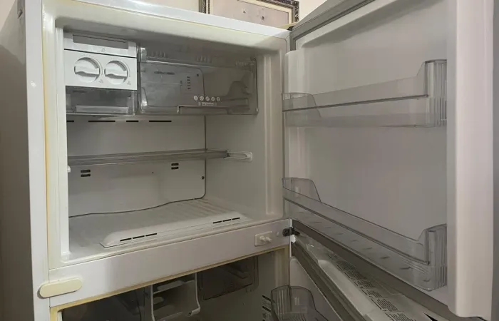 Geladeira Brastemp Frost Free Duplex BRM49BBBNA - Excelente estado