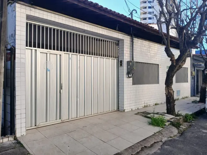 Casa para aluguel, 4 quartos, 2 suítes, 6 vagas, ALDEOTA - Fortaleza/CE