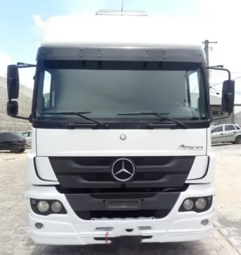 Atego 2425 Carroceria 2012.