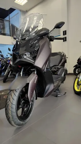 XMAX 300 - Alexandre Yamaha