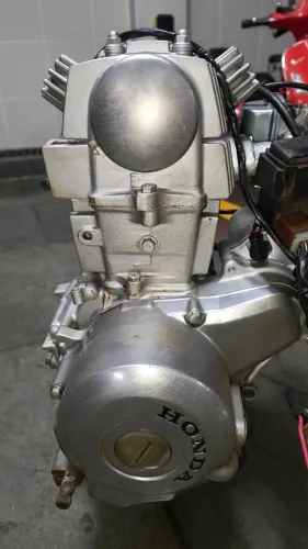 Vendo Motor completo Honda Biz  partida e pedal 100 2004 2005 2006 2007 2008 2009 (Usado)