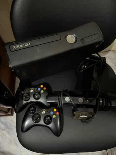 Xbox 360 kinect 2 controles - act cartão