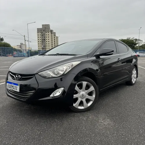 Hyundai Elantra GLS 1.8 16V Aut. 2013