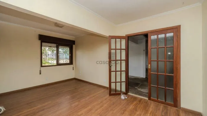 Casa para Aluguel no Bairro Fragata (Pelotas/RS) com 4 Quartos e Quintal