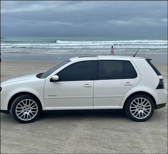 Volkswagen Golf Sportline 1.6 MI Total Flex 8V 4P 2014