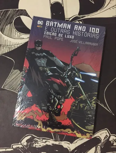 HQ BATMAN ANO 100 E OUTRAS HISTÓRIAS 