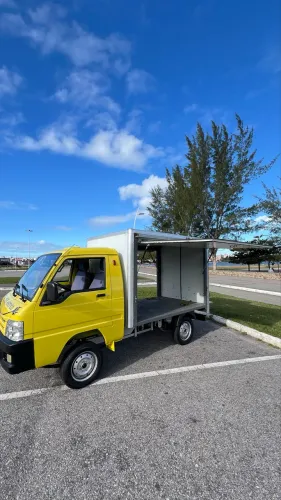 CAMINHÃO ELÉTRICO HITECH ECOCARGO BAÚ 