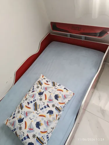 Vendo cama infantil perfeito estado